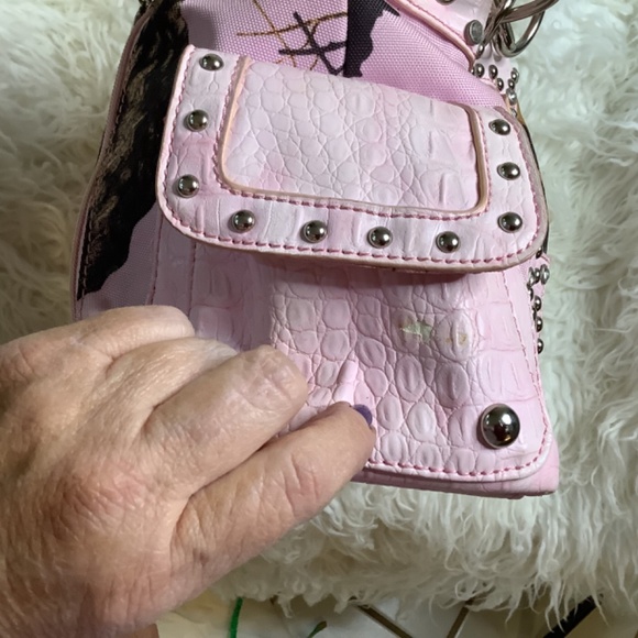 EUC mossy Oak Camo Pink carry concealed purse studs bling - Picture 8 of 17